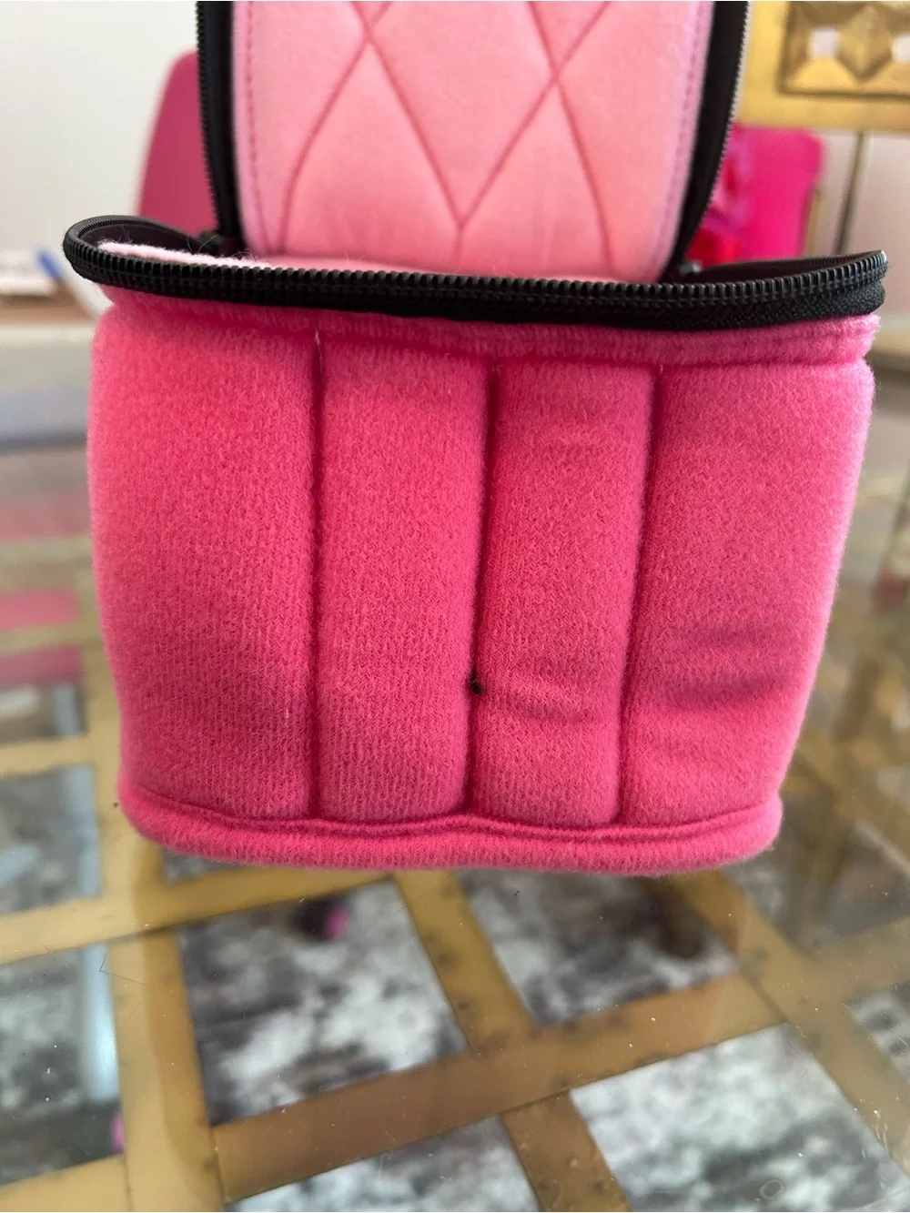 Pink Compact Essential Oil Case - Picture 3 of 4
